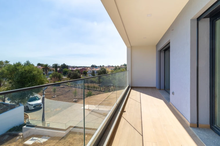 Moradia T4 para Venda em Alcabideche Foto 17