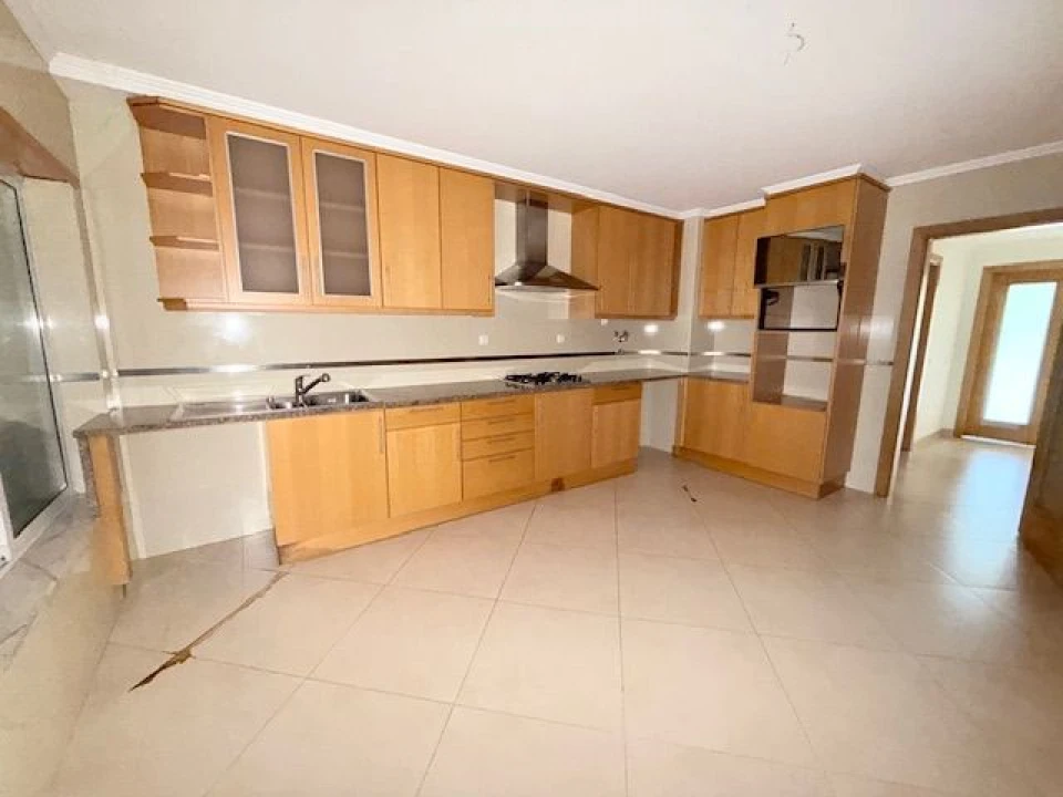 Apartamento T2 para Venda em Sande Vila Nova e Sande São Clemente Foto 6