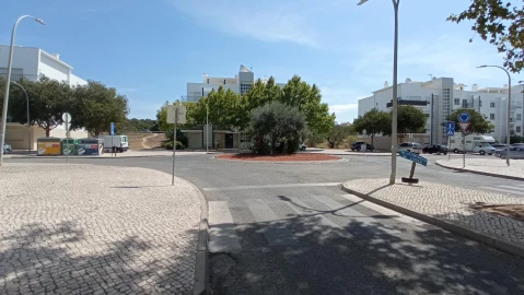 Apartamento T2 para Venda em Loule (São Clemente)