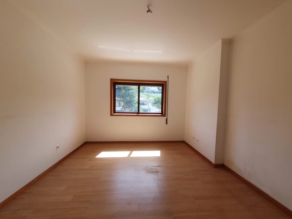 Apartamento T3 para Venda em O. Azeméis, Riba-Ul, Ul, Macinhata Seixa, Madail Foto 9