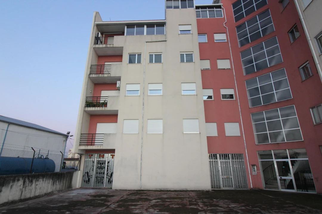 Apartamento T3 para Venda em Braga (Maximinos, Sé e Cividade) Foto 13