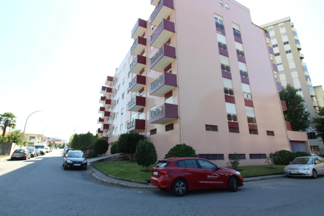 Apartamento T2 para Venda em São Vitor (Braga) Foto 16