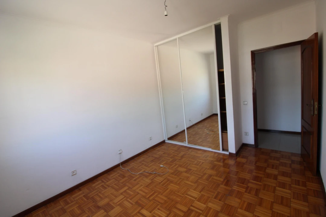 Apartamento T2 para Venda em São Vitor (Braga) Foto 9