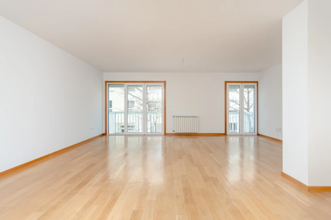 Apartamento T3 para Venda em Parque das Nações Foto 1