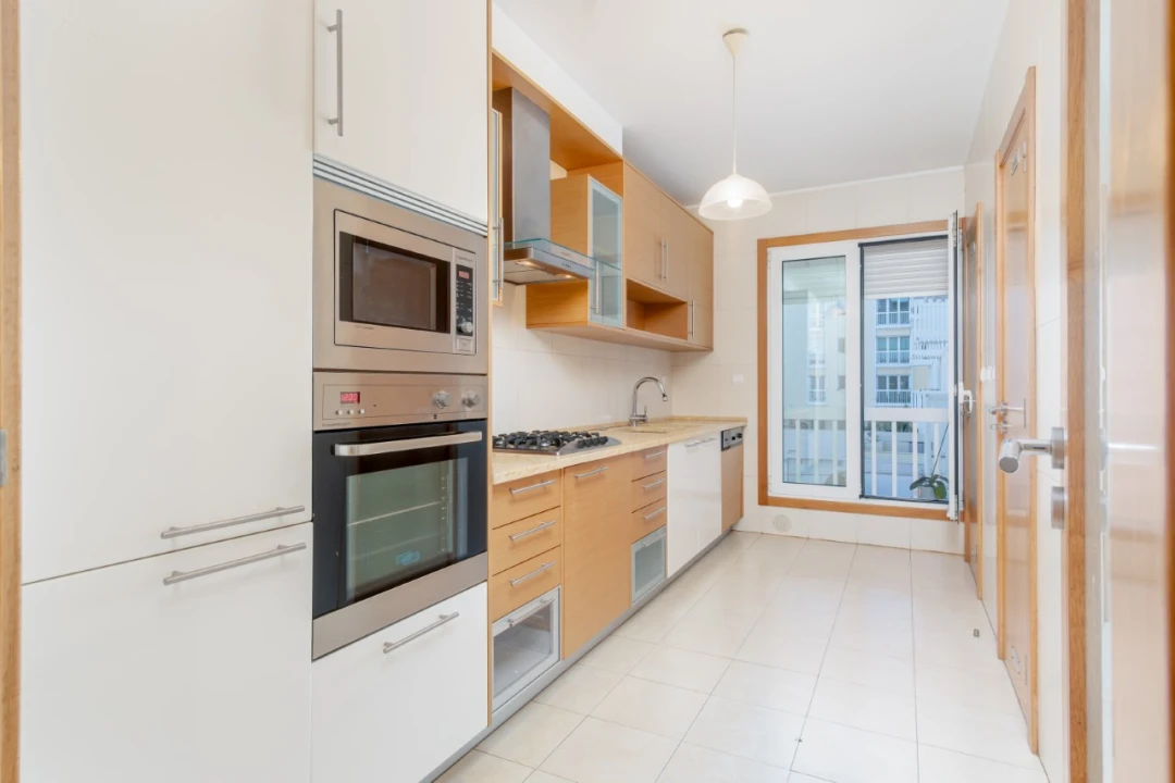 Apartamento T3 para Venda em Parque das Nações Foto 13