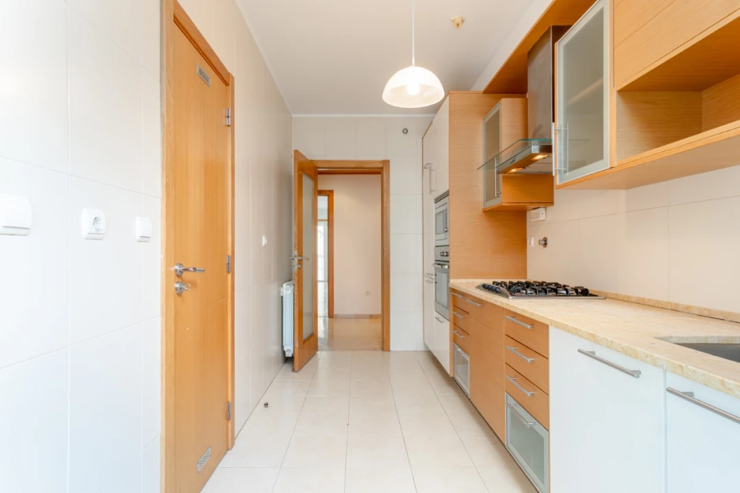 Apartamento T3 para Venda em Parque das Nações Foto 14