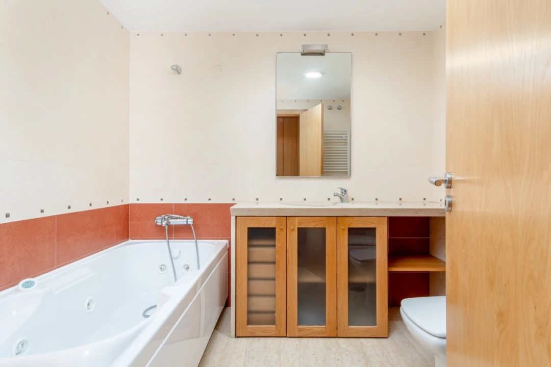 Apartamento T3 para Venda em Parque das Nações Foto 16