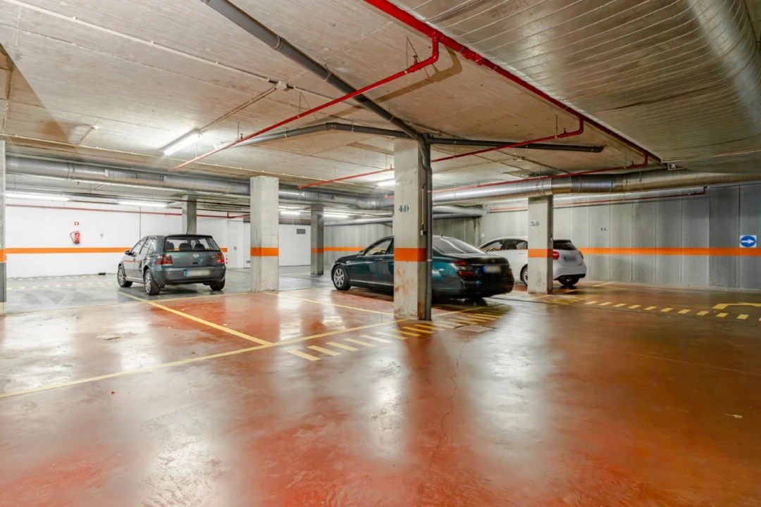 Apartamento T3 para Venda em Parque das Nações Foto 31