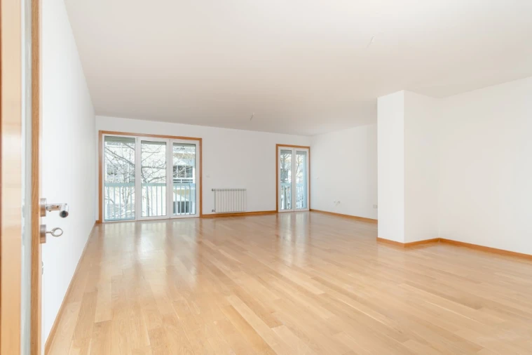 Apartamento T3 para Venda em Parque das Nações Foto 7