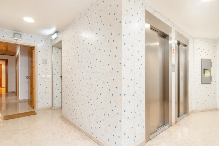 Apartamento T3 para Venda em Parque das Nações Foto 30