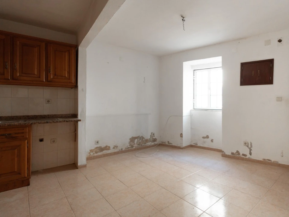 Moradia T3 para Venda em Fratel Foto 12