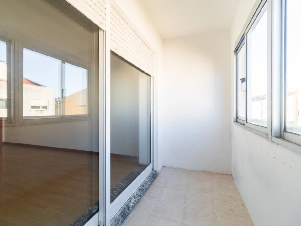 Apartamento T2 para Venda em Alhadas Foto 11