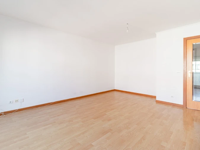 Apartamento T2 para Venda em Alhadas Foto 9