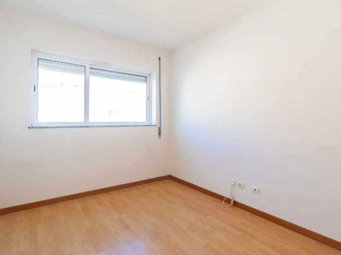 Apartamento T2 para Venda em Alhadas Foto 4