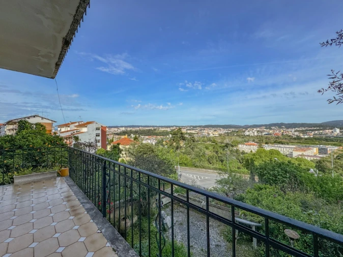 Moradia T3 para Venda em Santa Clara e Castelo Viegas Foto 25