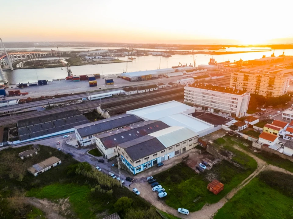 Armazém para Venda em Buarcos Foto 18