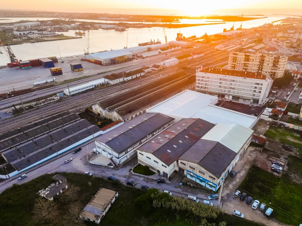 Armazém para Venda em Buarcos Foto 19