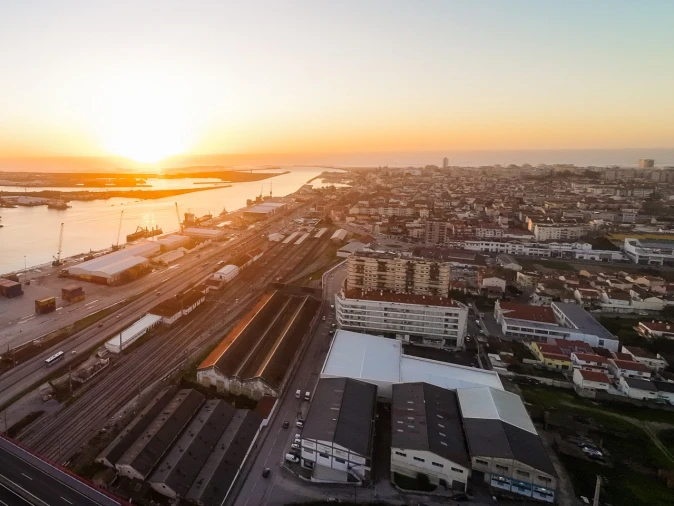 Armazém para Venda em Buarcos Foto 12