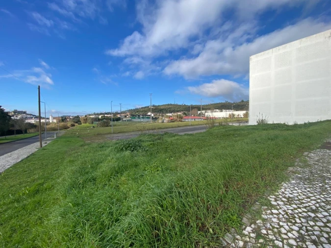 Terreno para Venda em Montemor-O-Velho e Gatões Foto 3