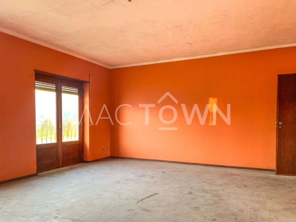 Moradia T6 para Venda em Nossa Sra de Fatima Foto 2