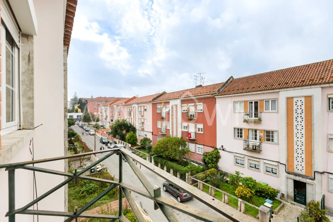 Prédio para Venda em Alvalade Foto 5