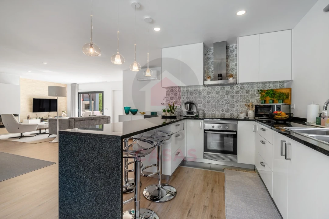 Moradia T3 para Venda em Nadadouro Foto 13