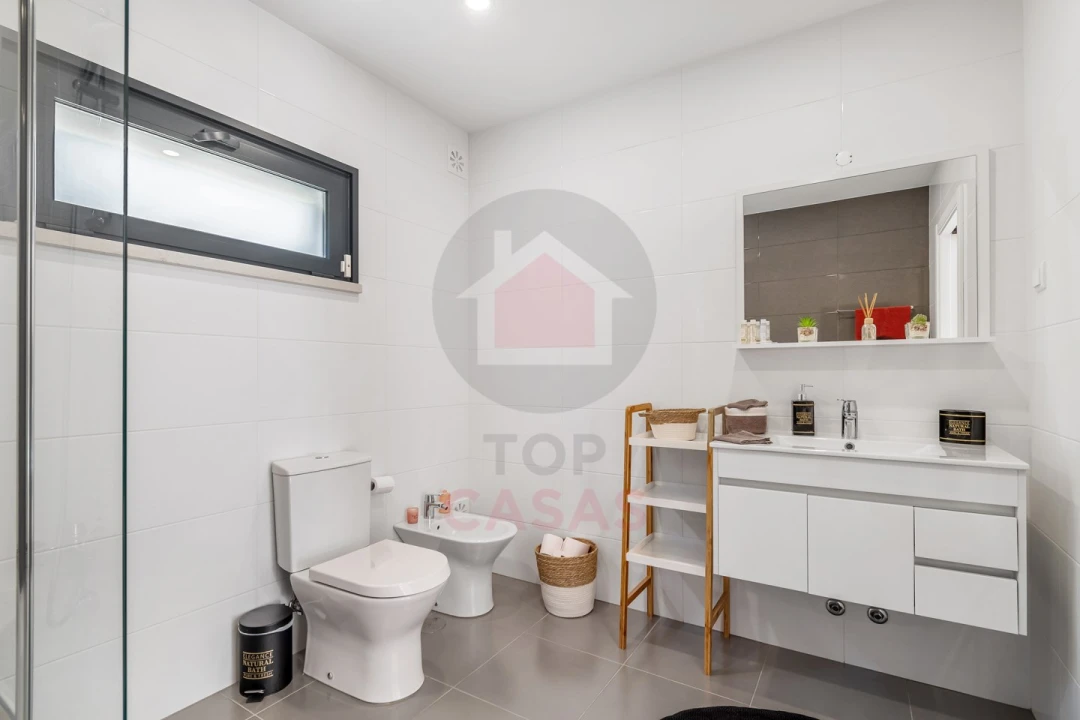 Moradia T3 para Venda em Nadadouro Foto 18