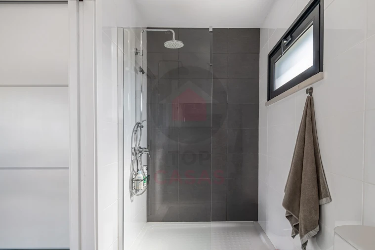 Moradia T3 para Venda em Nadadouro Foto 25