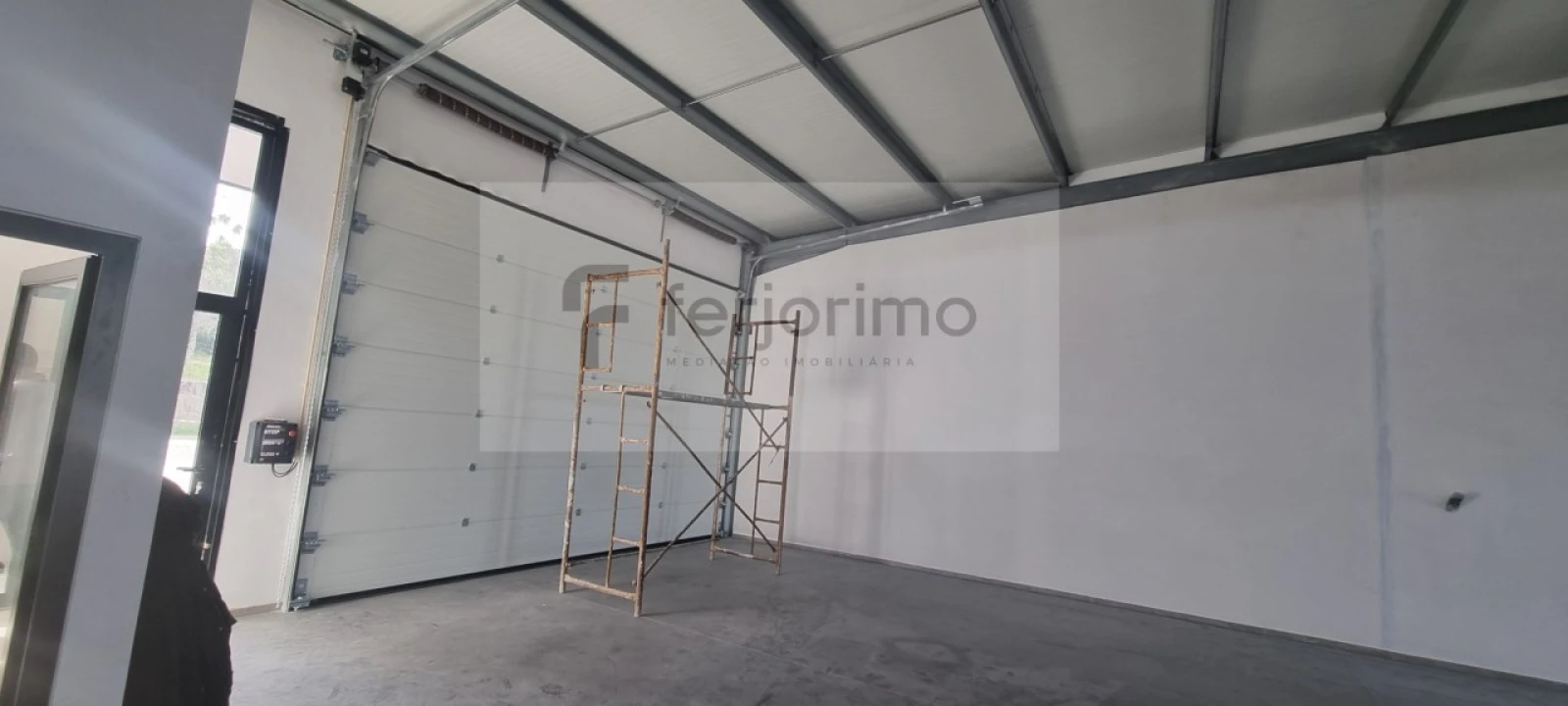 Armazém para Arrendamento em Fermentões Foto 8