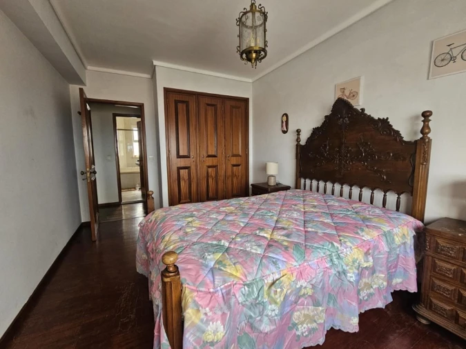Apartamento T4 para Arrendamento em Glória e Vera Cruz Foto 16