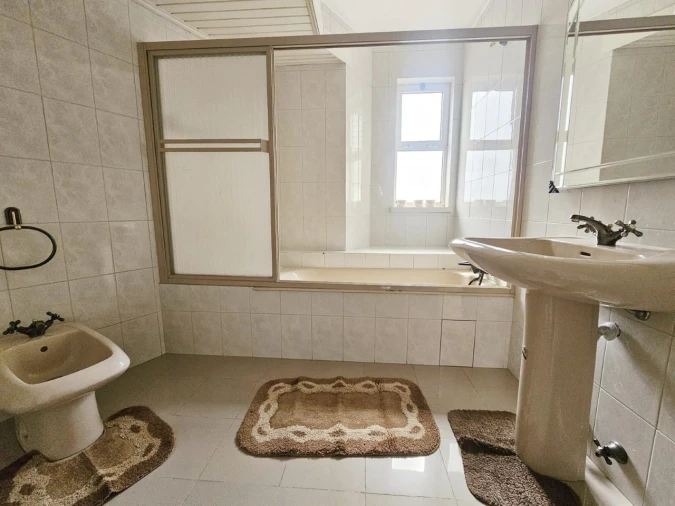 Apartamento T4 para Arrendamento em Glória e Vera Cruz Foto 17