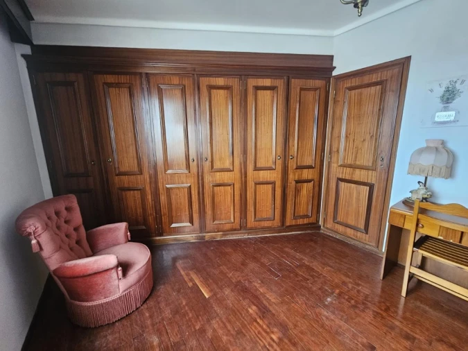 Apartamento T4 para Arrendamento em Glória e Vera Cruz Foto 21