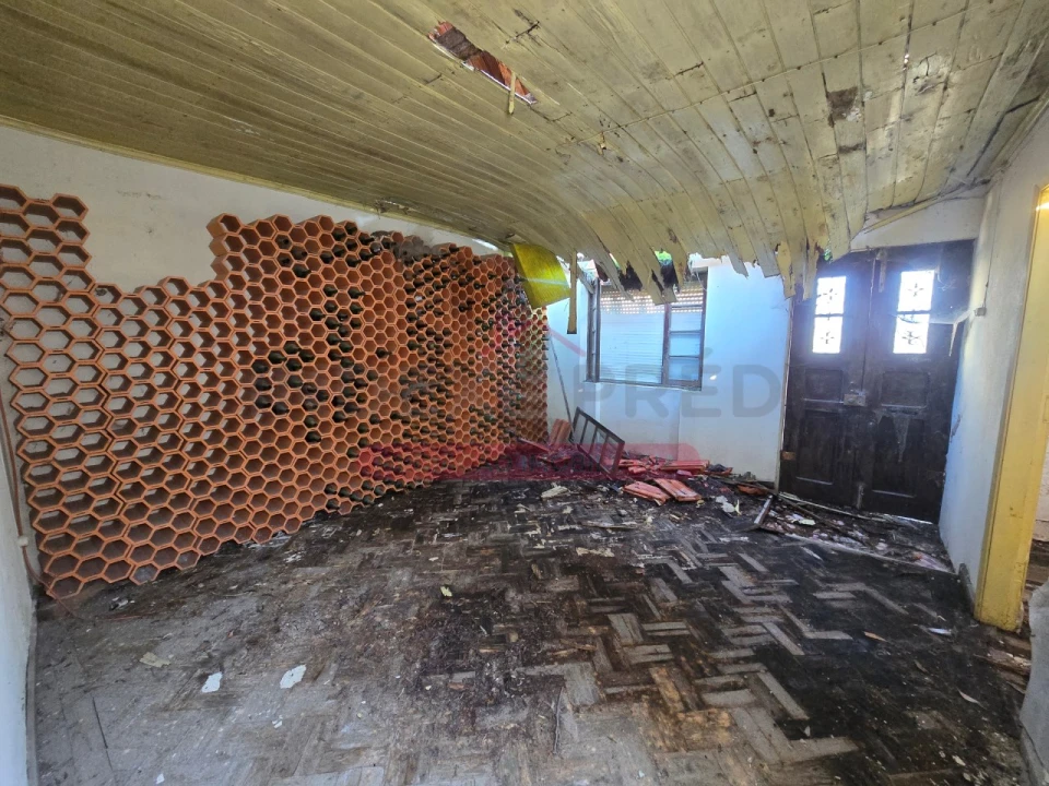 Moradia T3 para Venda em Eixo e Eirol Foto 23