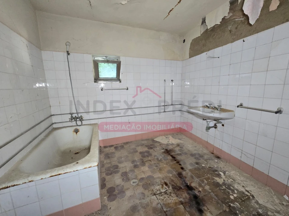 Moradia T3 para Venda em Eixo e Eirol Foto 26