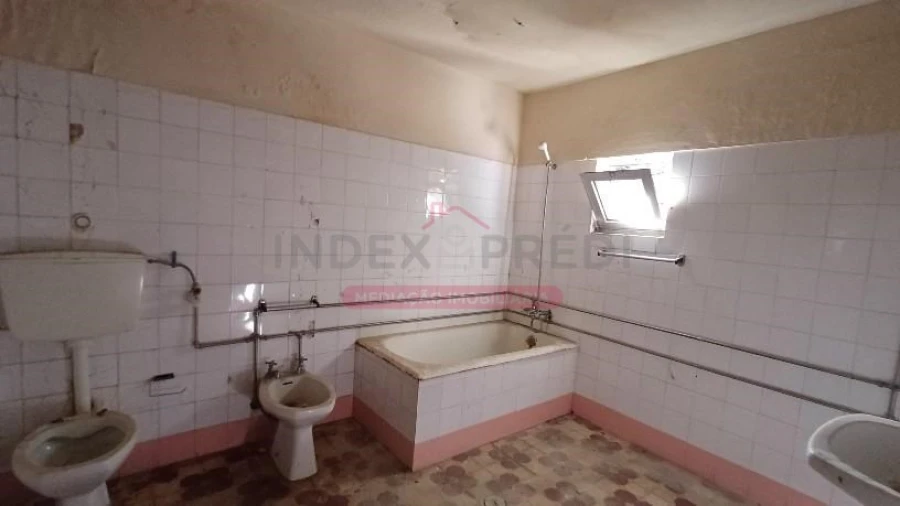 Moradia T3 para Venda em Eixo e Eirol Foto 7