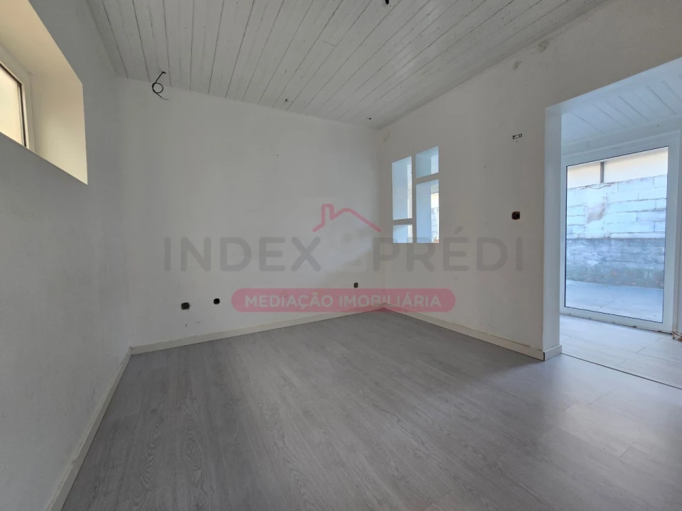 Moradia T2 para Venda em Gafanha da Encarnação Foto 7