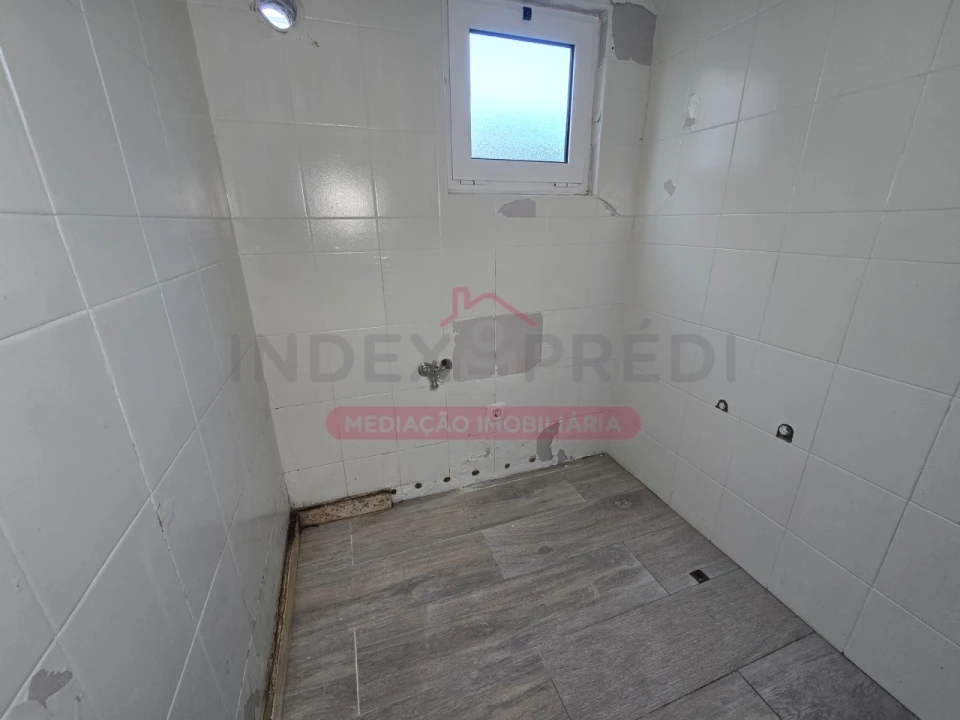 Moradia T2 para Venda em Gafanha da Encarnação Foto 19