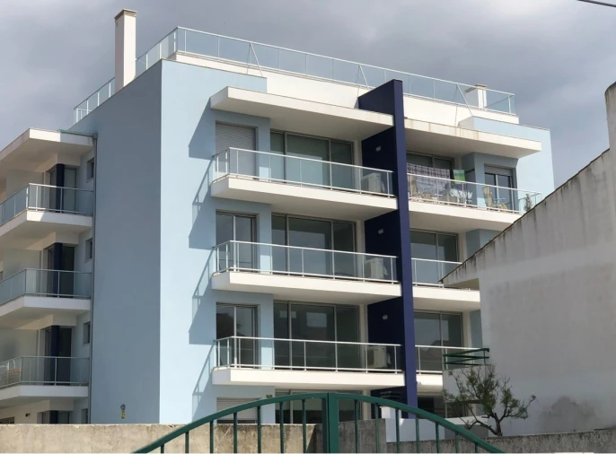 Apartamento T2 para Venda em São Martinho do Porto Foto 1