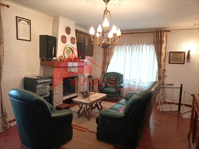 Moradia T3 para Venda em Sesimbra (Castelo) Foto 2