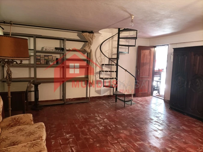 Moradia T3 para Venda em Sesimbra (Castelo) Foto 27