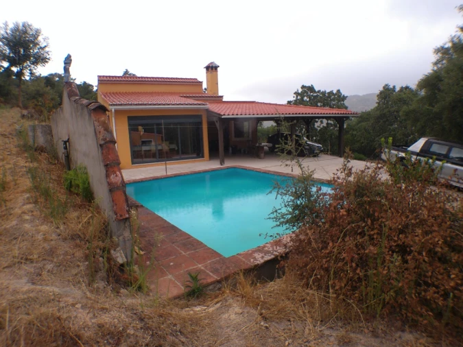 Moradia T3 para Venda em Ribeira de Nisa e Carreiras