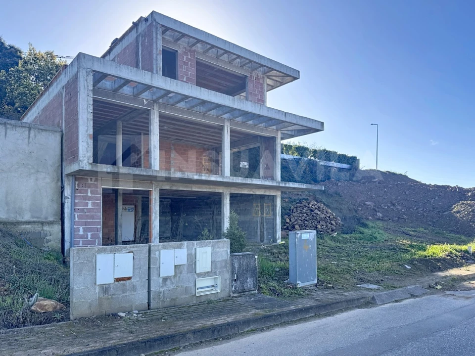 Moradia T3 para Venda em Seixas Foto 3