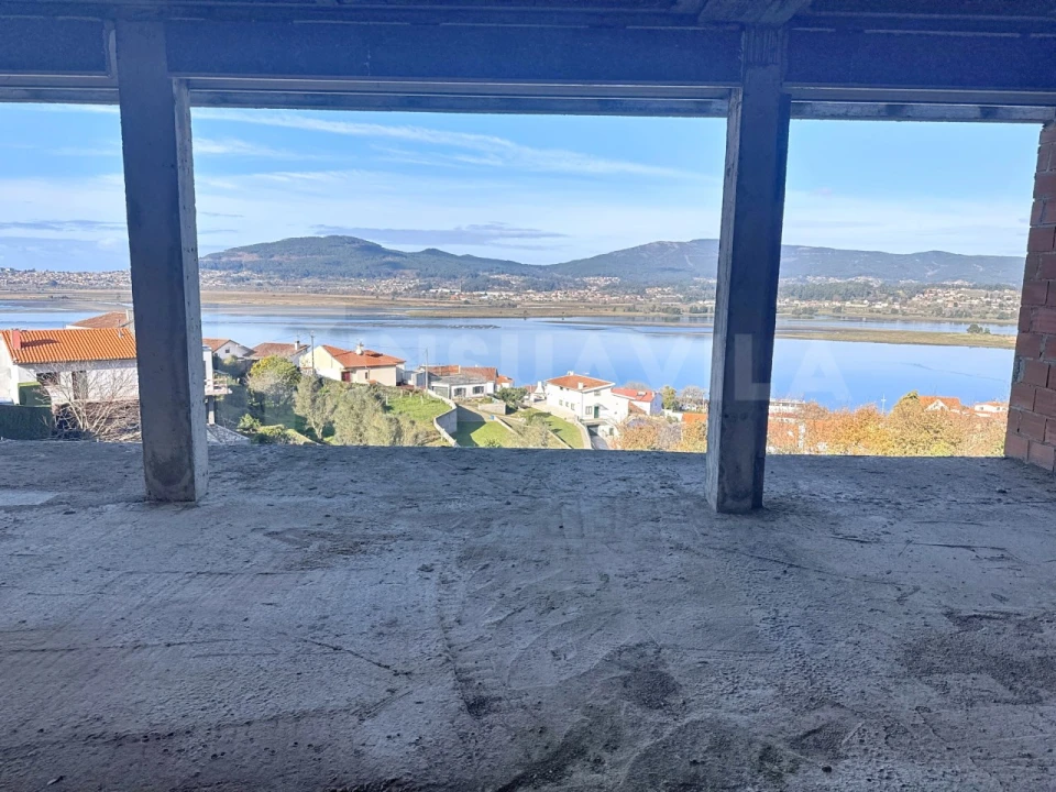 Moradia T3 para Venda em Seixas Foto 7