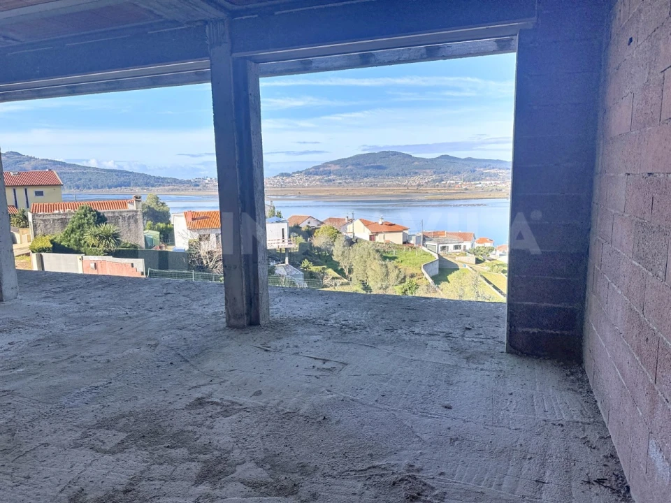 Moradia T3 para Venda em Seixas Foto 8