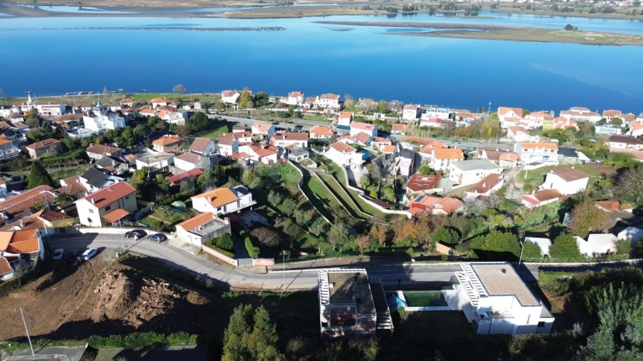 Moradia T3 para Venda em Seixas Foto 14