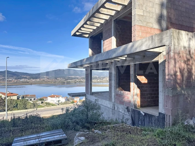 Moradia T3 para Venda em Seixas Foto 2