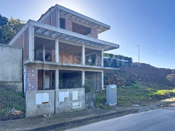 Moradia T3 para Venda em Seixas Foto 3