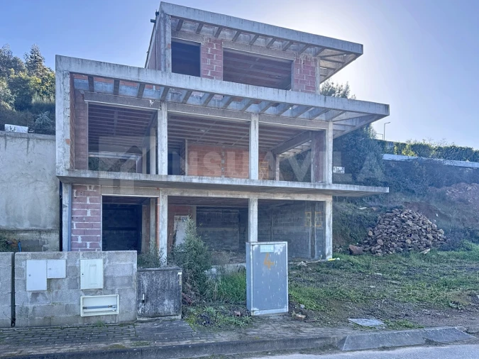 Moradia T3 para Venda em Seixas Foto 4