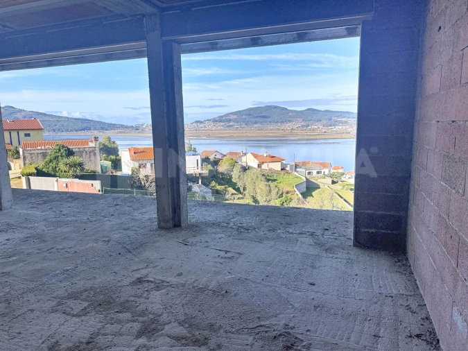 Moradia T3 para Venda em Seixas Foto 8