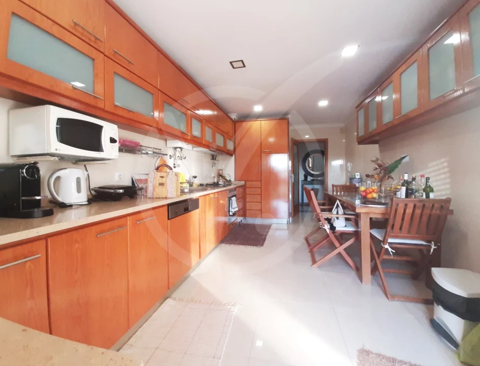 Moradia T4 para Venda em Aver-O-Mar, Amorim e Terroso Foto 2